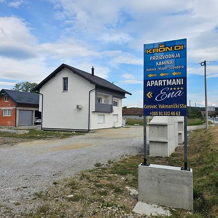 Appartamento Ena1 & Ena2 -Big Free Parking Karlovac Esterno foto