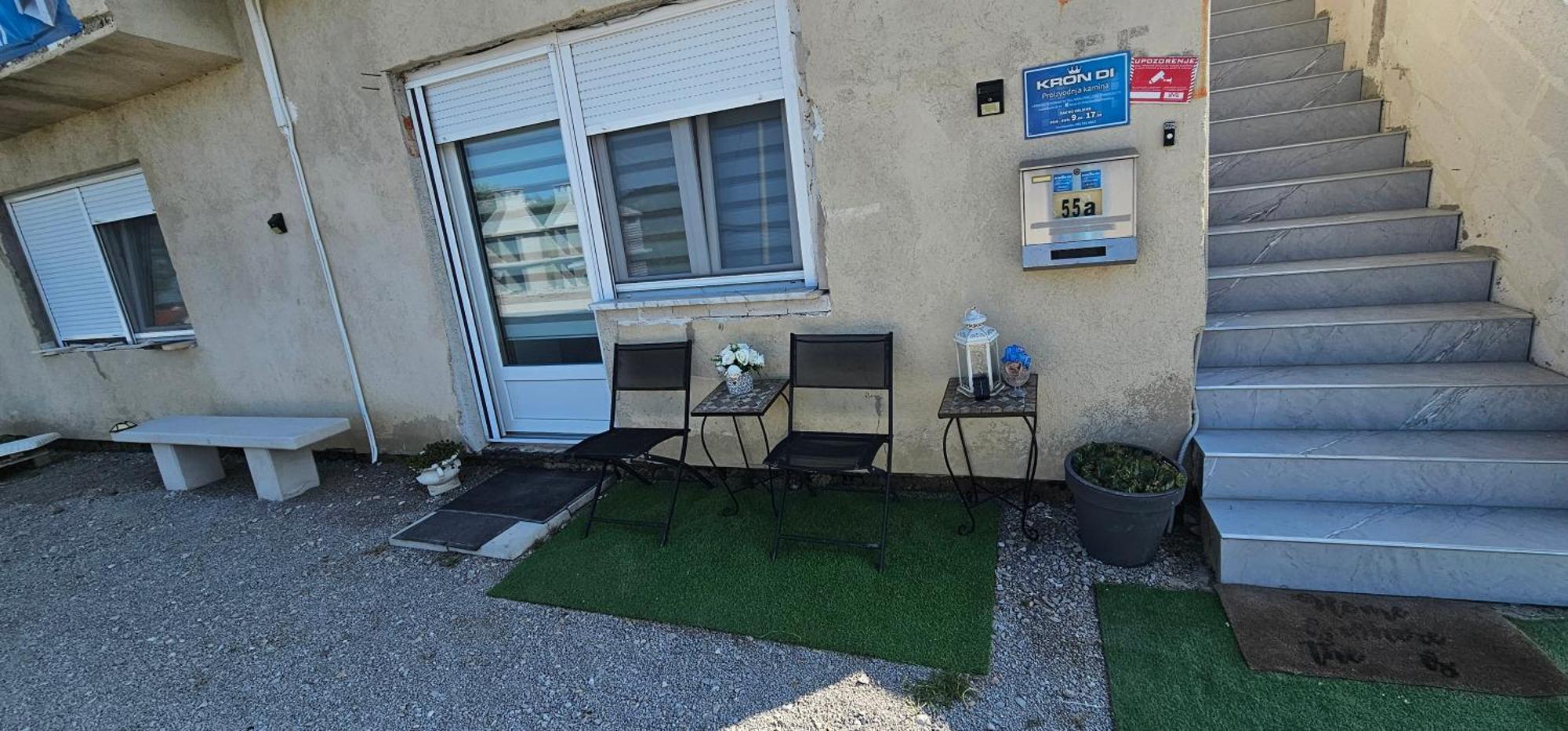 Appartamento Ena1 & Ena2 -Big Free Parking Karlovac Esterno foto