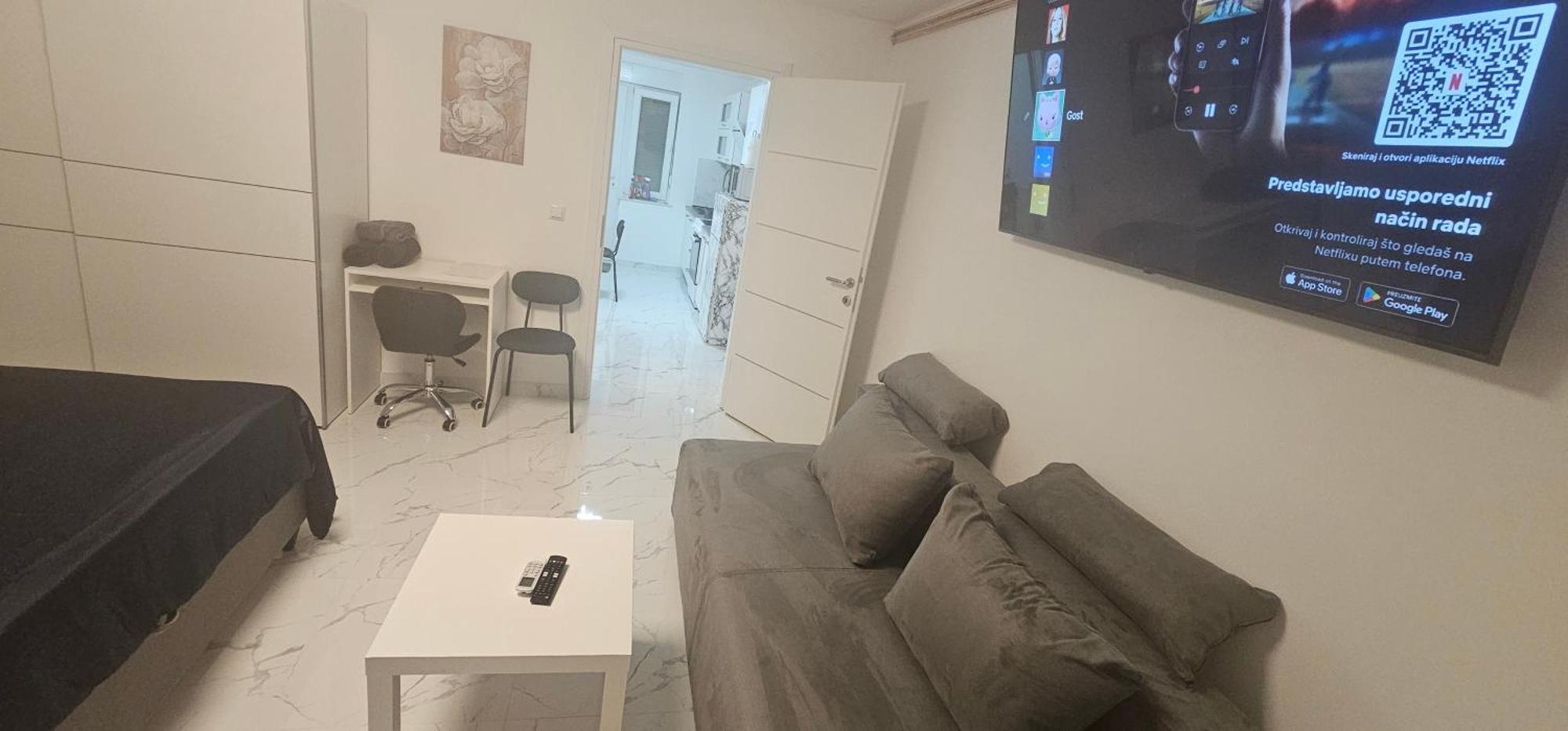 Appartamento Ena1 & Ena2 -Big Free Parking Karlovac Esterno foto