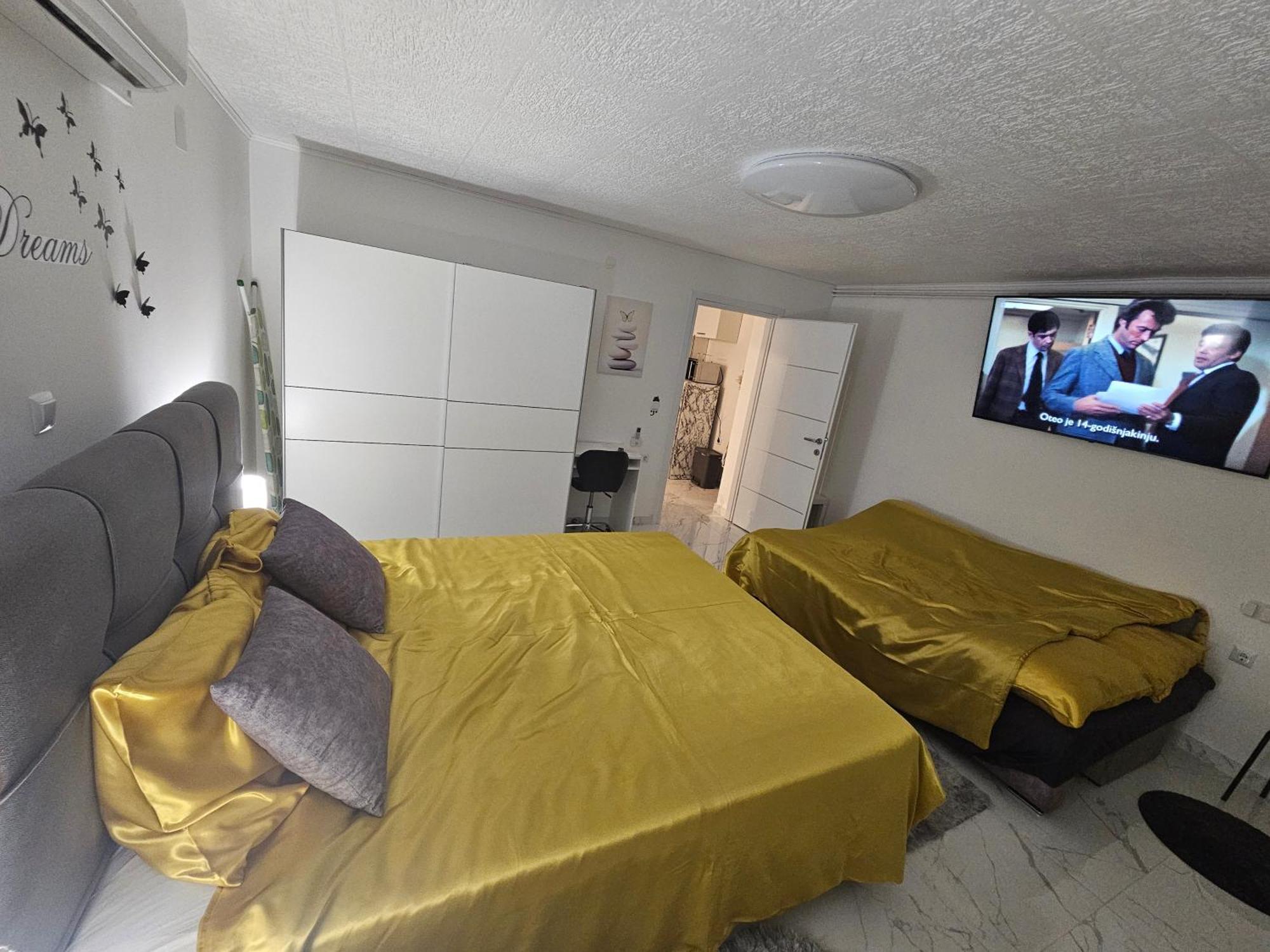 Appartamento Ena1 & Ena2 -Big Free Parking Karlovac Esterno foto