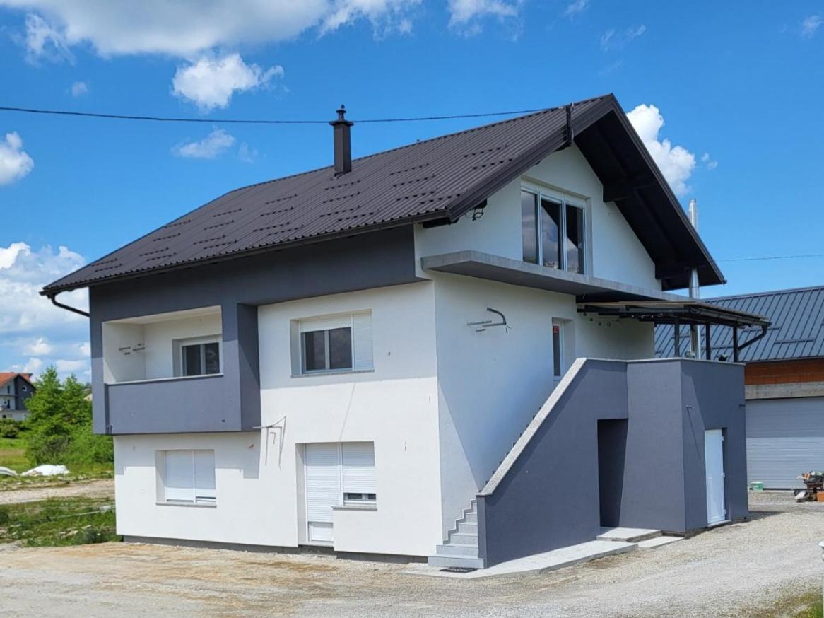 Appartamento Ena1 & Ena2 -Big Free Parking Karlovac Esterno foto